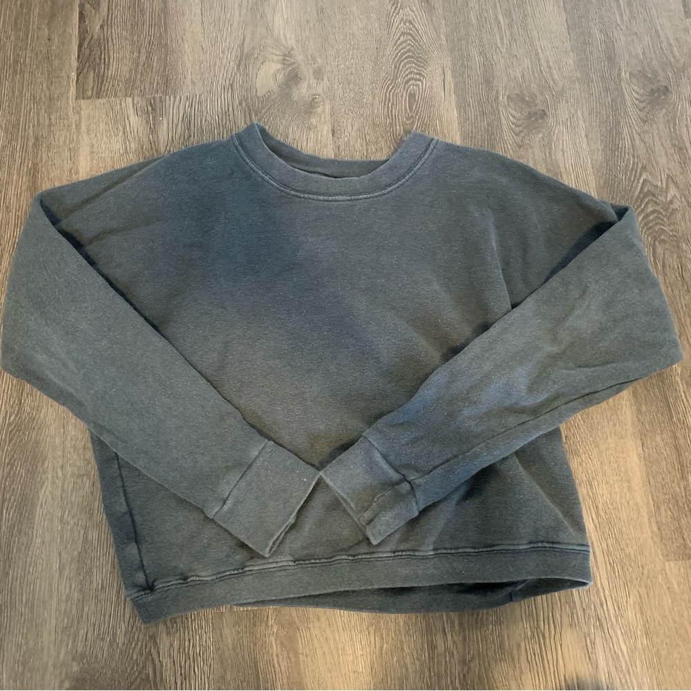 Aliya wanek ami sweater